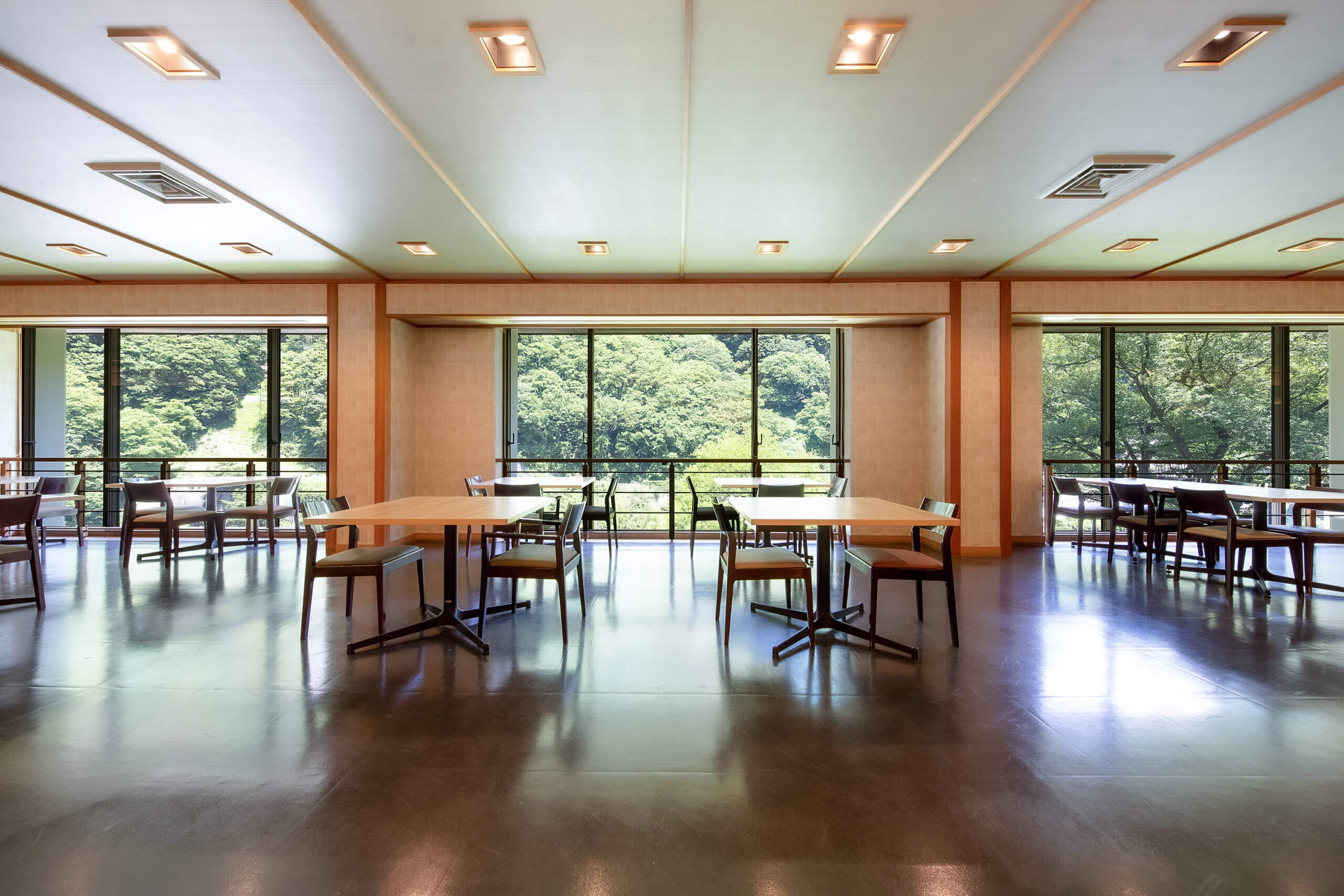 四季折々の景色とともに